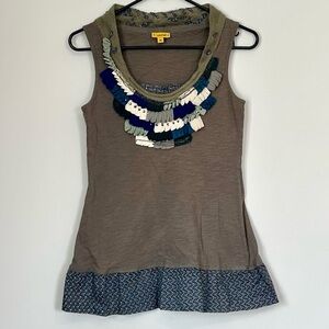 Lulumari Tan Tank Top with Blue and White Details - Size: Medium